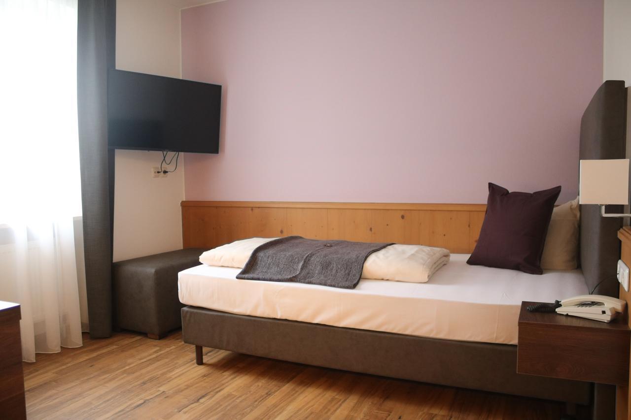 Boutique Hotel Beckenlehner Унтерахинг Екстериор снимка